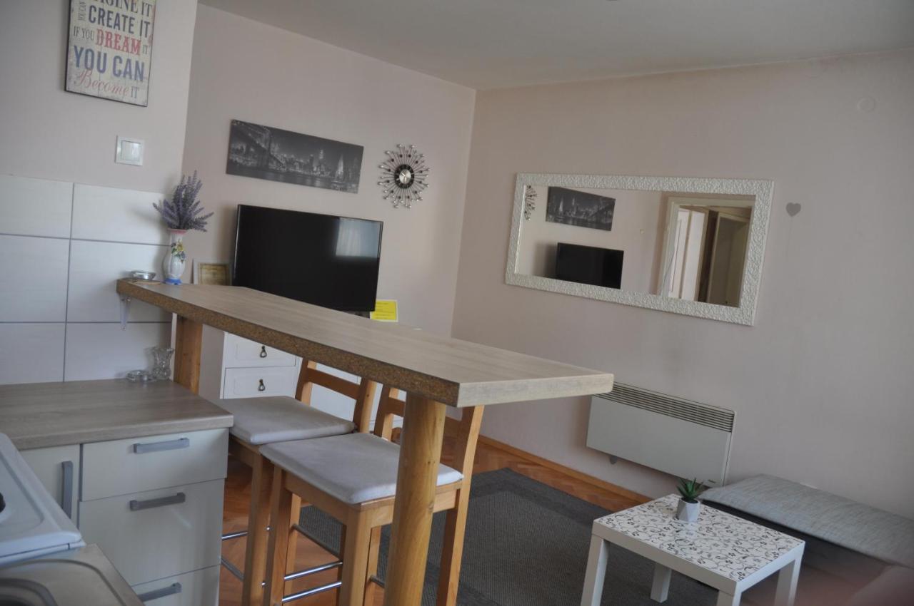 Apartman Visoko Exterior foto
